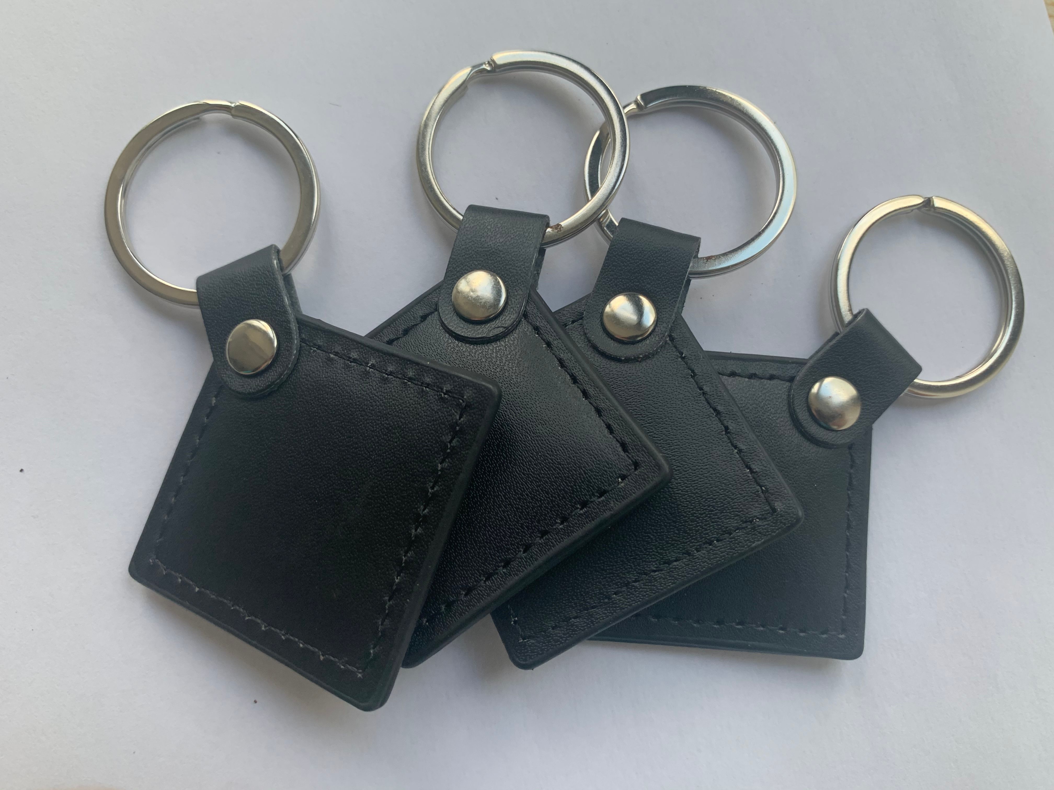Access Control 125khz fob RFID leather Key EM 4305 with emboss logo