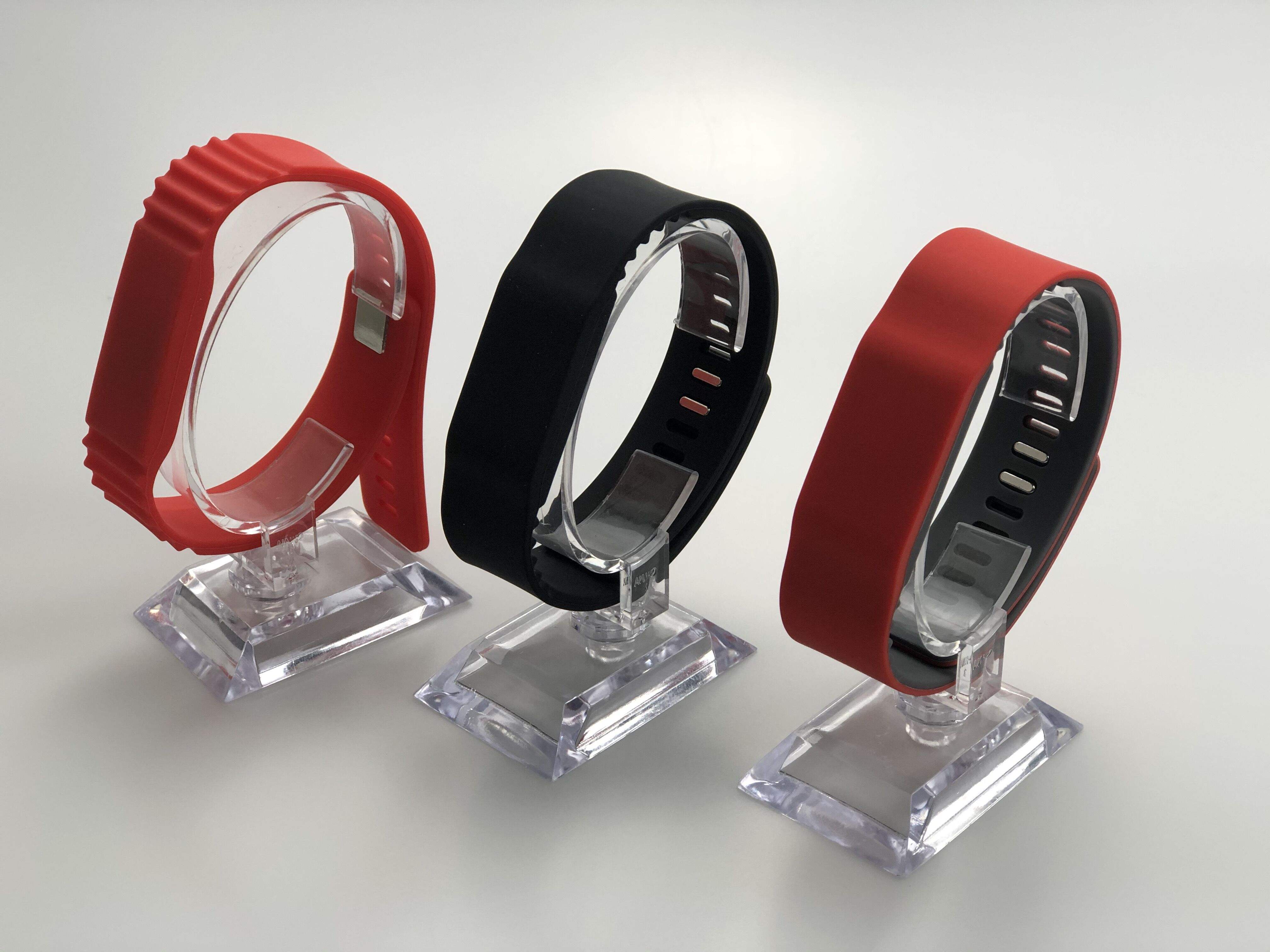 Latest design custom logo 13.56mhz silicone wristband bracelet for access control