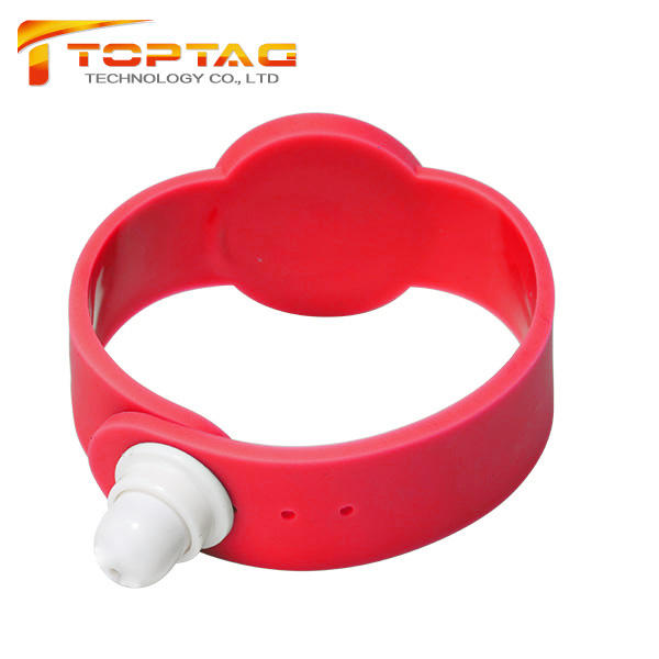 RFID Wristband Spa Resort Wrist Band Magnetic Lock Bracelet with Tamper Proof Button